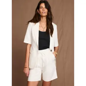 Mint Velvet Cream Linen Short Sleeve Blazer